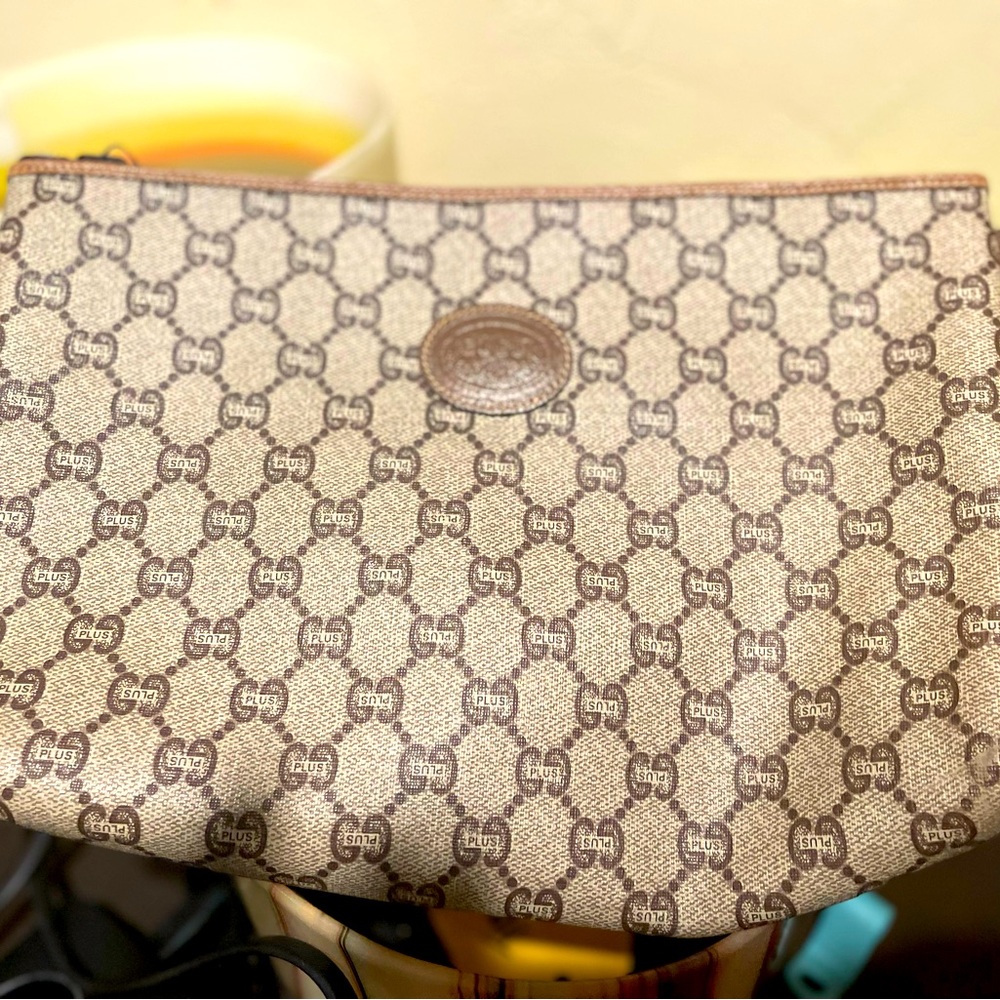 Gucci Plus Vintage Clutch